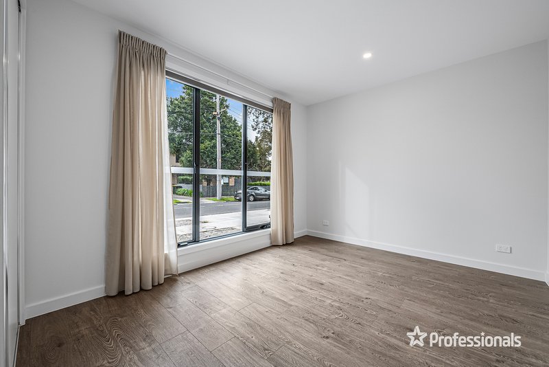 Photo - 31 View Street, Clayton VIC 3168 - Image 6