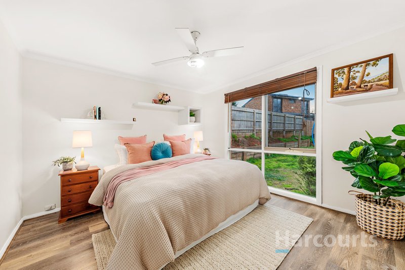 Photo - 31 Wainewright Avenue, Mooroolbark VIC 3138 - Image 6