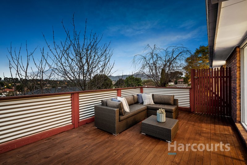 Photo - 31 Wainewright Avenue, Mooroolbark VIC 3138 - Image 10