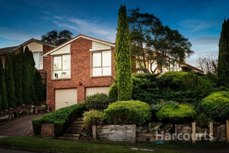 31 Wainewright Avenue, Mooroolbark VIC 3138