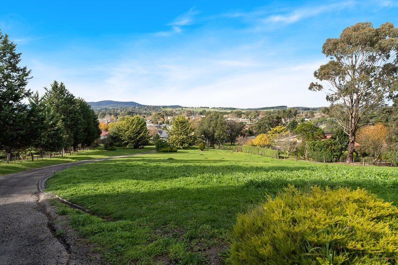 Photo - 31 Wallan Road, Whittlesea VIC 3757 - Image 12