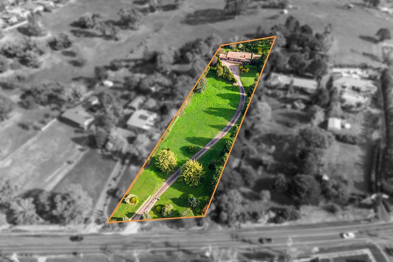 Photo - 31 Wallan Road, Whittlesea VIC 3757 - Image 13