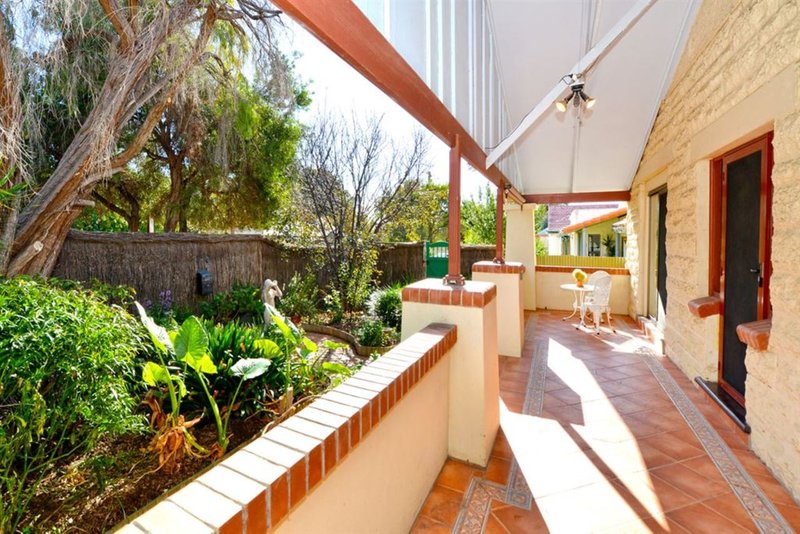 Photo - 31 Waratah Street, Seacliff SA 5049 - Image 3