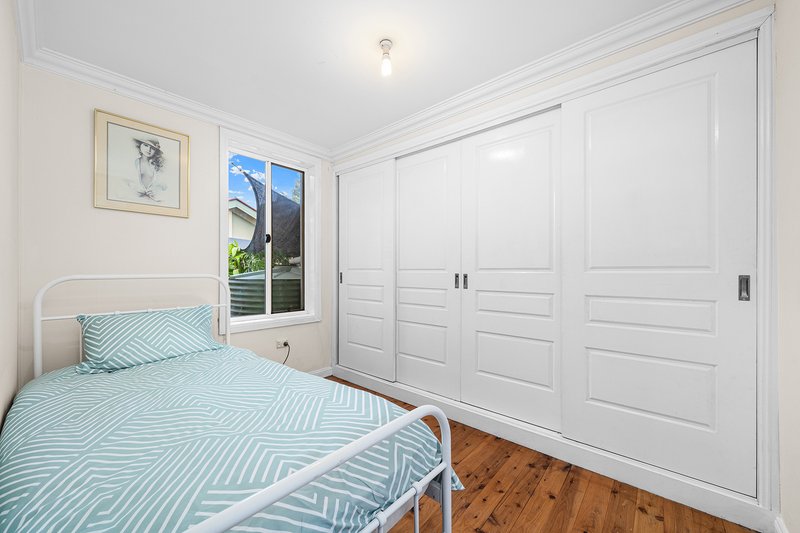 Photo - 31 Warburton Street, Chifley NSW 2036 - Image 10