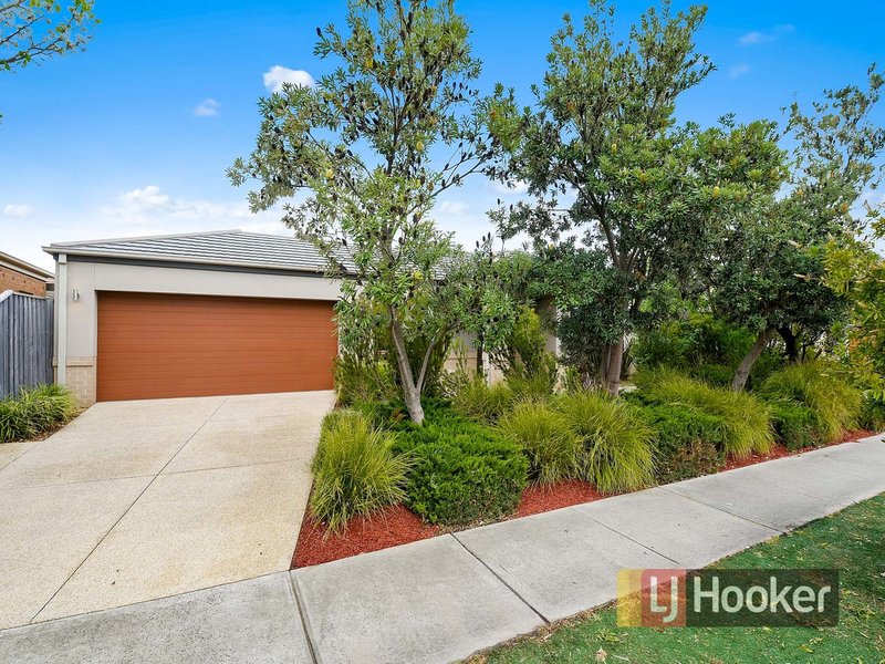 Photo - 31 Waterbury Street, Cranbourne VIC 3977 - Image 16