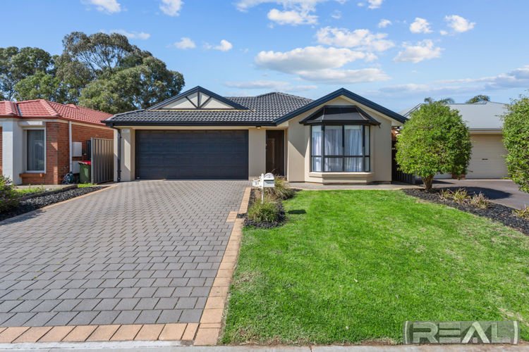 Photo - 31 Wattle Crescent, Munno Para West SA 5115 - Image 2