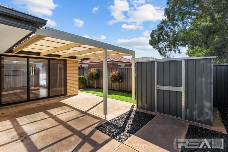 Photo - 31 Wattle Crescent, Munno Para West SA 5115 - Image 18