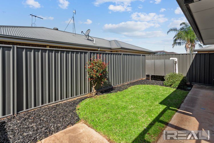 Photo - 31 Wattle Crescent, Munno Para West SA 5115 - Image 20