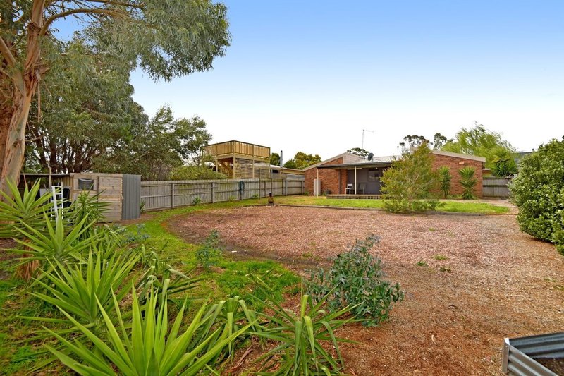 Photo - 31 Wattlehill Grove, St Leonards VIC 3223 - Image 12