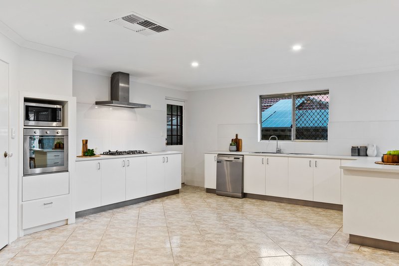 Photo - 31 Whiston Crescent, Clarkson WA 6030 - Image 8
