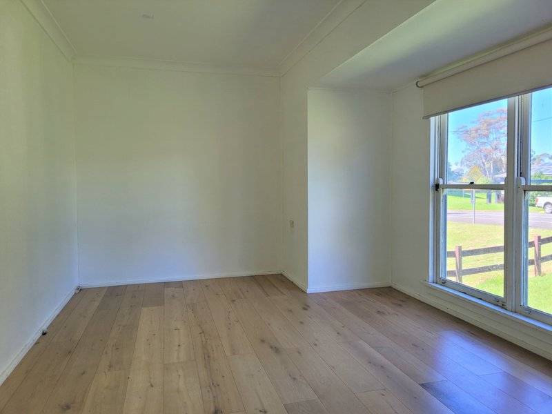 Photo - 31 White Avenue, Singleton NSW 2330 - Image 2