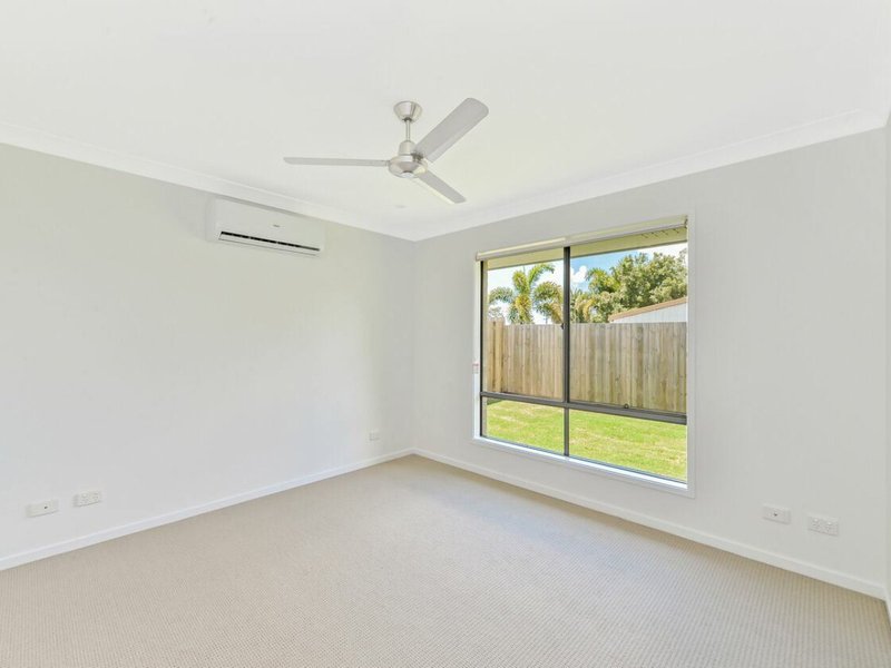 Photo - 31 Whitehaven Street, Burpengary QLD 4505 - Image 6