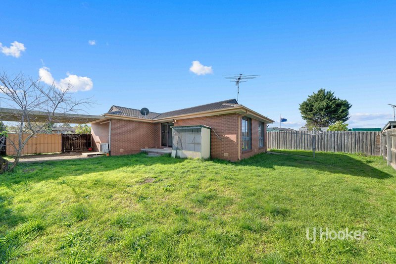 Photo - 31 Whitehaven Street, Wyndham Vale VIC 3024 - Image 11