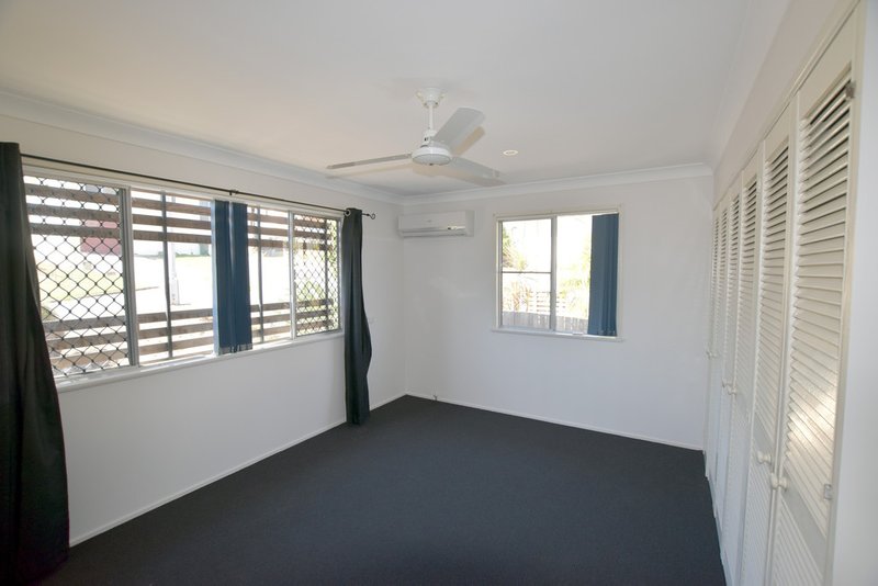 Photo - 31 Wilson Street, New Auckland QLD 4680 - Image 6