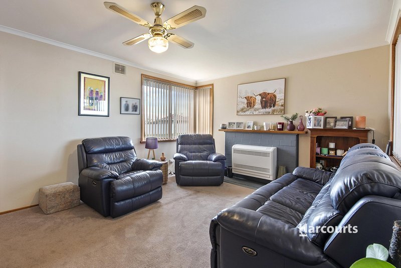 Photo - 31 Winter Avenue, Upper Burnie TAS 7320 - Image 7