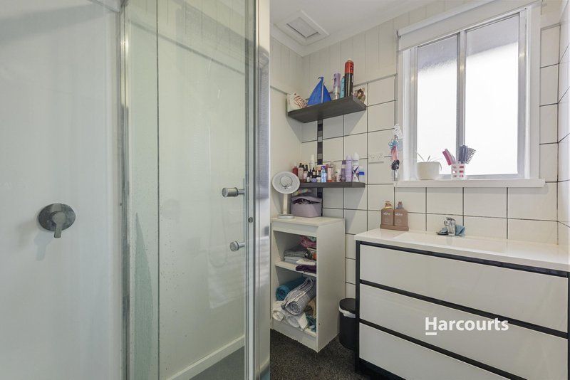 Photo - 31 Winter Avenue, Upper Burnie TAS 7320 - Image 13