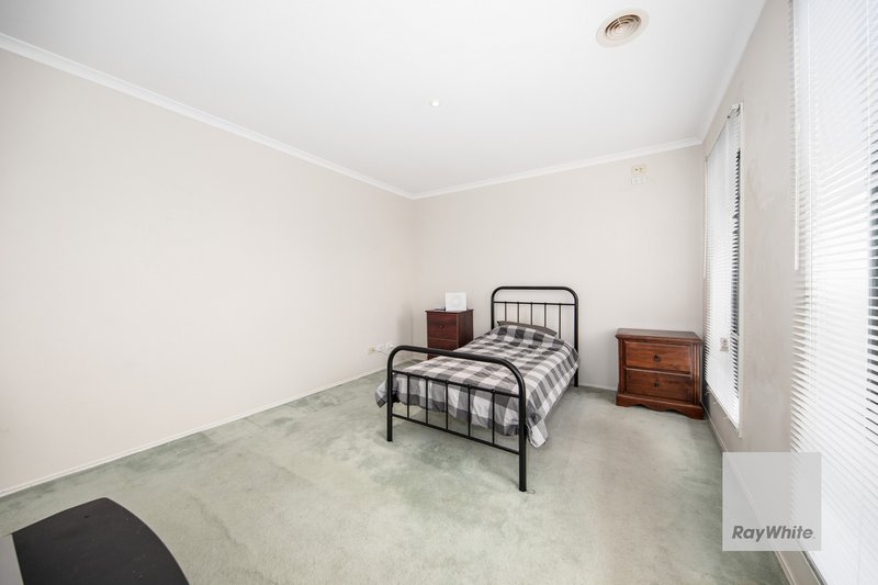 Photo - 31 Wolviston Avenue, Hillside VIC 3037 - Image 15