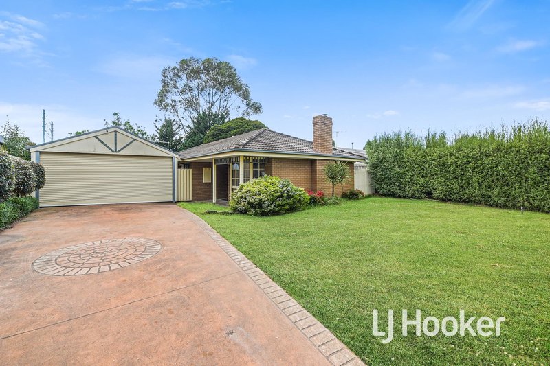 31 Woodlands Crescent, Narre Warren VIC 3805