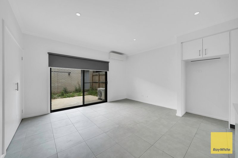 Photo - 31 Wool Street, Tarneit VIC 3029 - Image 8