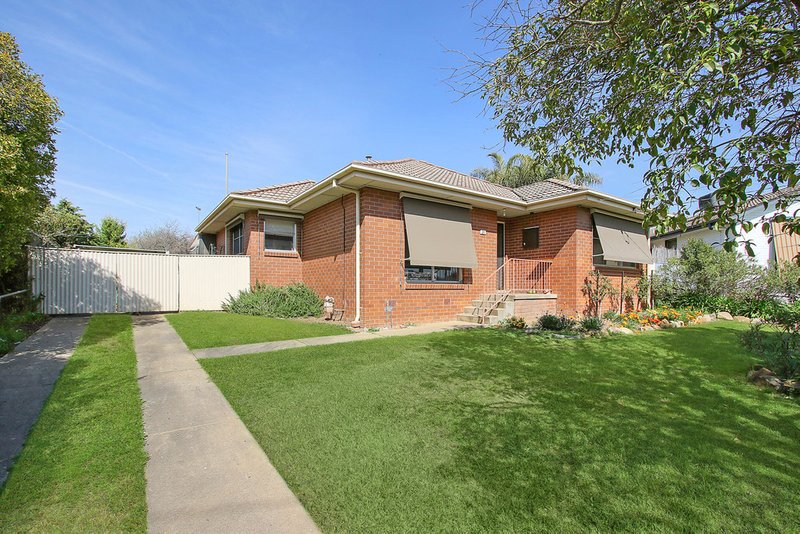 Photo - 31 Wornes Drive, Wodonga VIC 3690 - Image 8