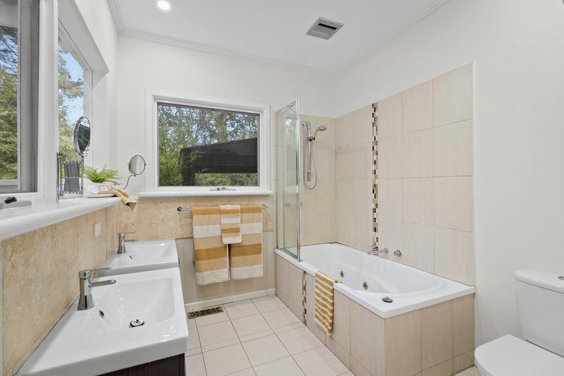 Photo - 31 Yarrabee Road, Mount Dandenong VIC 3767 - Image 13