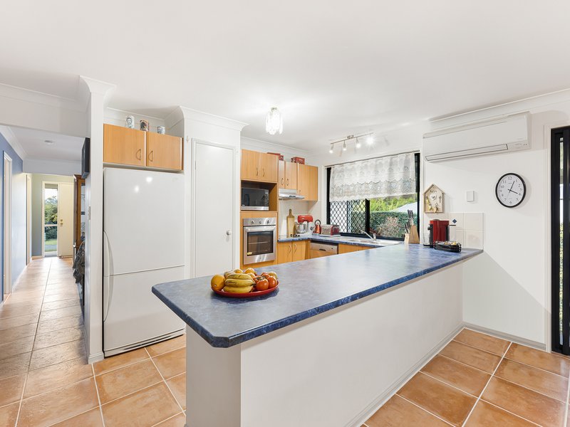 Photo - 31 Yellow Cedar Place, Palmwoods QLD 4555 - Image 4