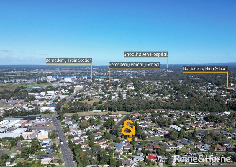 Photo - 31 Yeovil Drive, Bomaderry NSW 2541 - Image 13