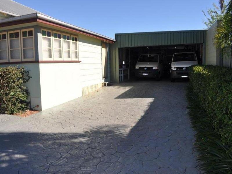 Photo - 31 York Street, Taree NSW 2430 - Image 2