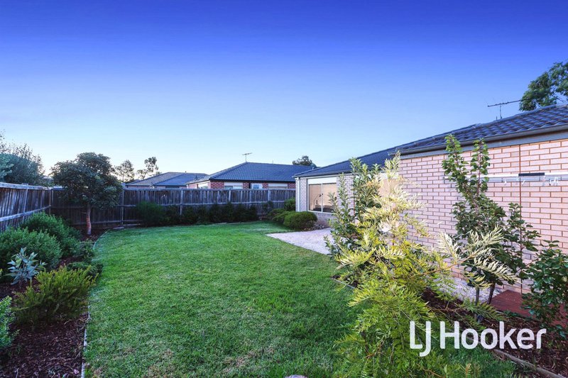 Photo - 31 Yuruga Boulevard, Point Cook VIC 3030 - Image 17