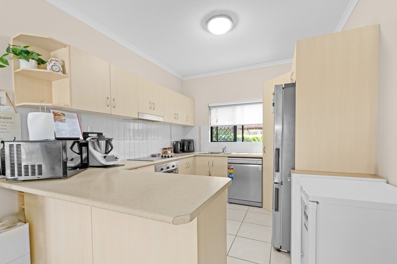 Photo - 3/10-12 Oyster Court, Trinity Beach QLD 4879 - Image 3