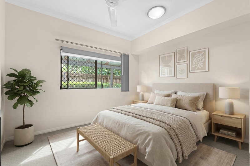 Photo - 3/10-12 Oyster Court, Trinity Beach QLD 4879 - Image 4