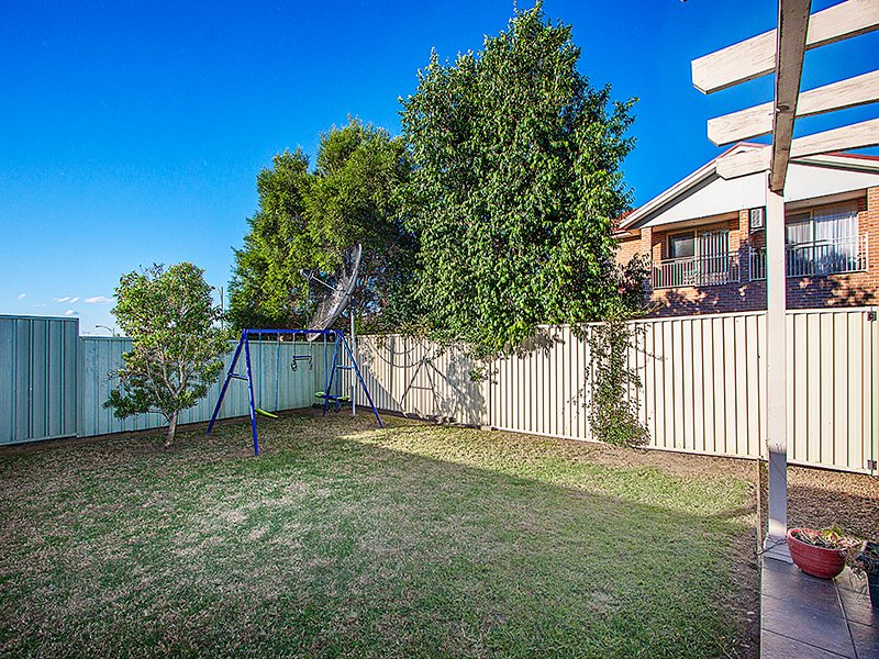 Photo - 3/10-12 Yerona Street, Prestons NSW 2170 - Image 6