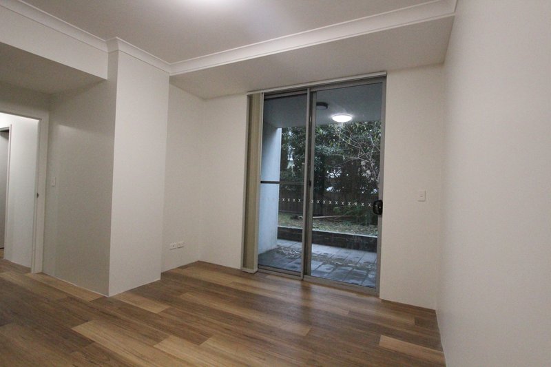 Photo - 3/10-16 Castlereagh Street, Liverpool NSW 2170 - Image 5