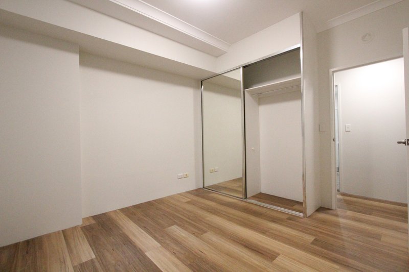 Photo - 3/10-16 Castlereagh Street, Liverpool NSW 2170 - Image 6