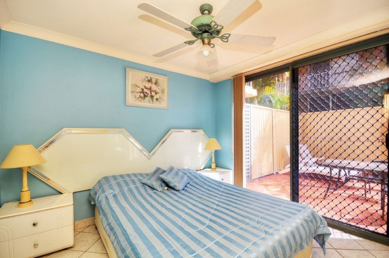 Photo - 3/10-16 Genoa Street, Surfers Paradise QLD 4217 - Image 6