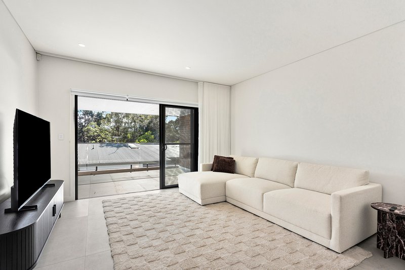 Photo - 3/10 Aitkin Place, Lake Heights NSW 2502 - Image 4
