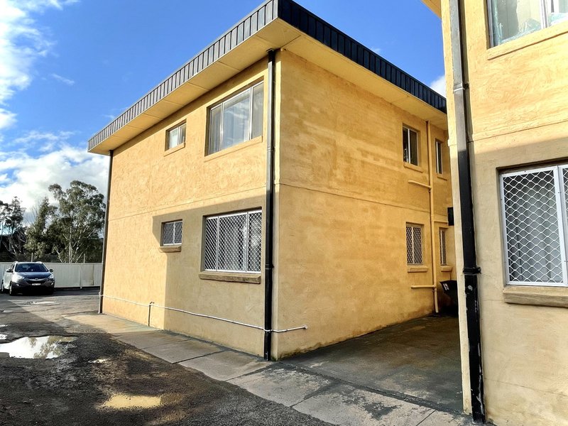 Photo - 3/10 Albion Street, Goulburn NSW 2580 - Image 8