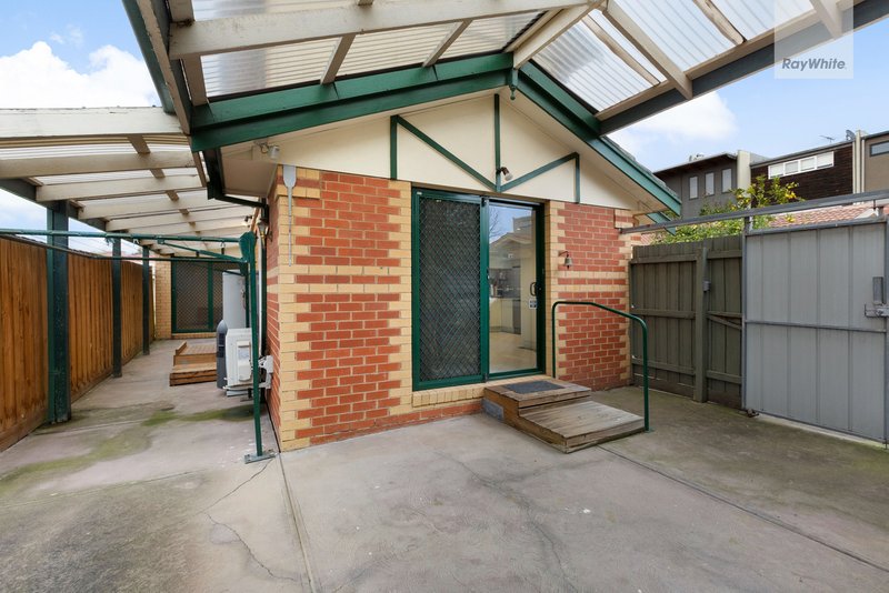 Photo - 3/10 Arnold Street, Brunswick East VIC 3057 - Image 9