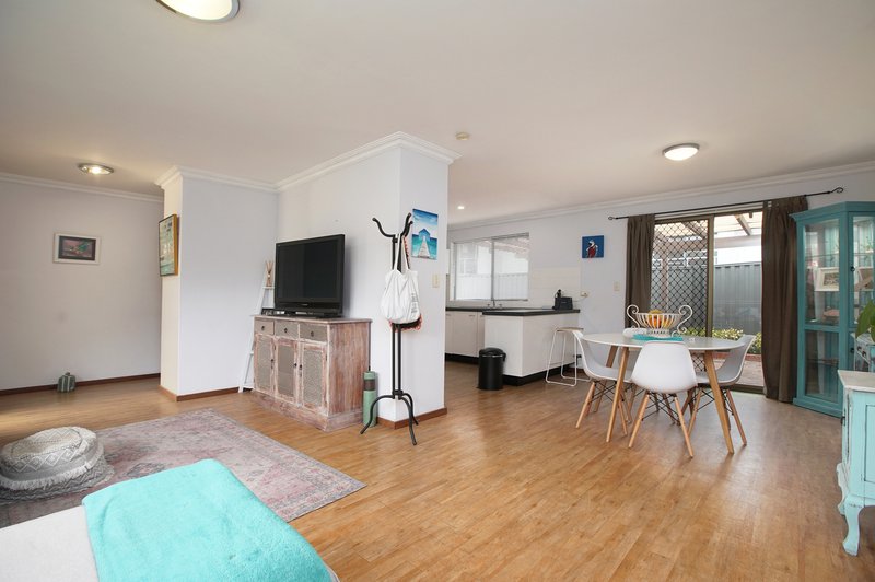Photo - 3/10 Bridges Road, Melville WA 6156 - Image 6
