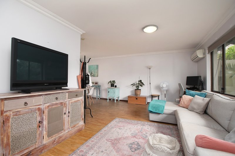 Photo - 3/10 Bridges Road, Melville WA 6156 - Image 10