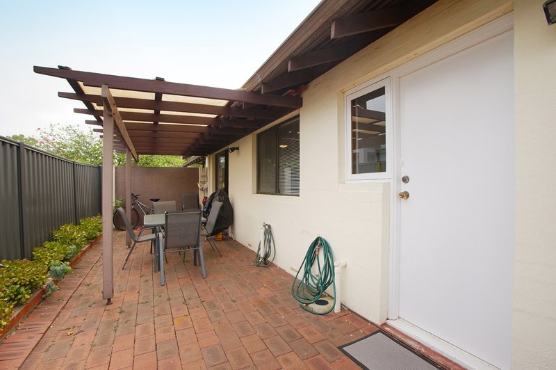 Photo - 3/10 Bridges Road, Melville WA 6156 - Image 22
