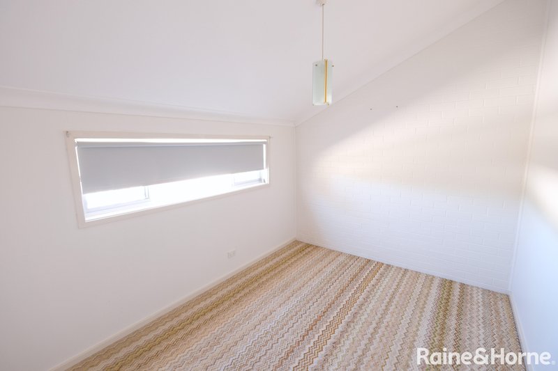 Photo - 3/10 Brown Street, Inverell NSW 2360 - Image 7