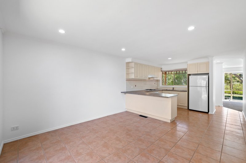 Photo - 3/10 Dennis Street, Croydon VIC 3136 - Image 6