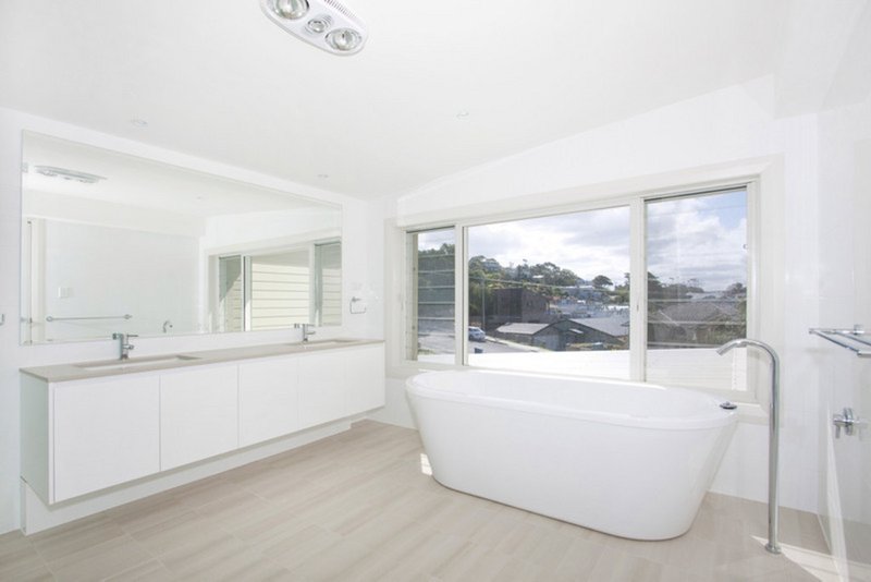 Photo - 3/10 Grosvenor Road, Terrigal NSW 2260 - Image 6