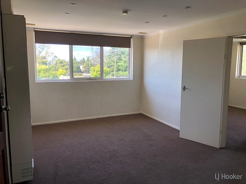 Photo - 3/10 Heather Avenue, Brooklyn VIC 3012 - Image 2