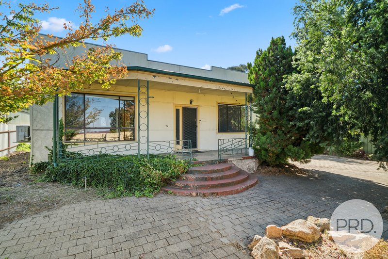 310 Lake Albert Road, Kooringal NSW 2650