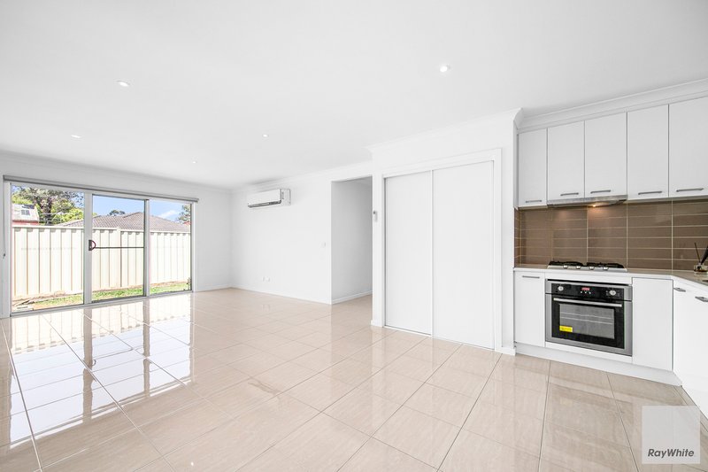 Photo - 3/10 Lloyd Street, Deer Park VIC 3023 - Image 2