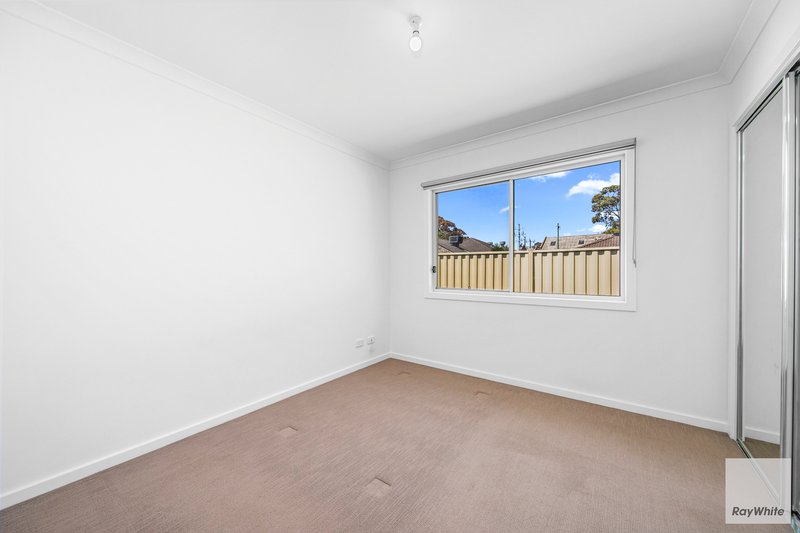 Photo - 3/10 Lloyd Street, Deer Park VIC 3023 - Image 4