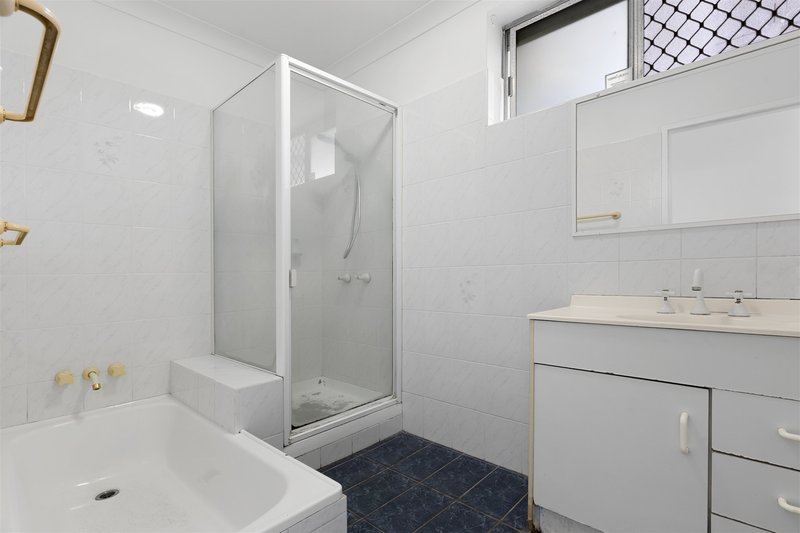 Photo - 3/10 Parkhill Street, Chermside QLD 4032 - Image 9