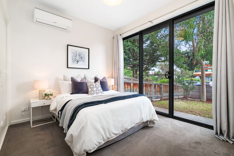Photo - 3/10 Rae Street, Chadstone VIC 3148 - Image 5
